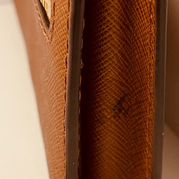 Michael Kors, wristlet wallet - Picture 7 of 9